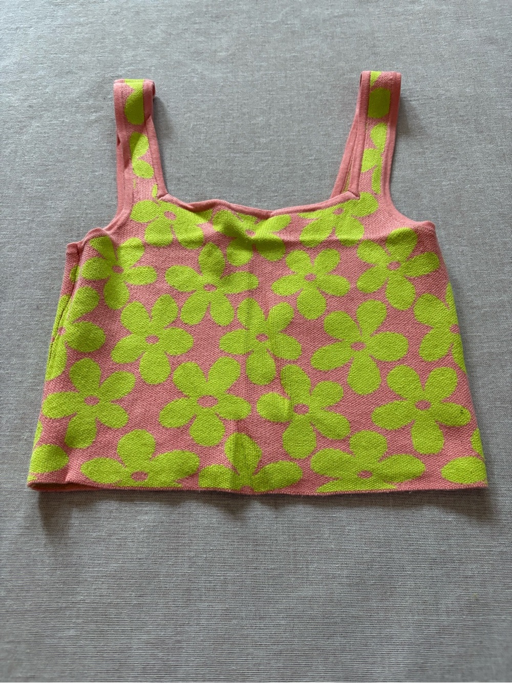 Amisu Knitwear pink & green flower power crop top. - Picture 2 of 8